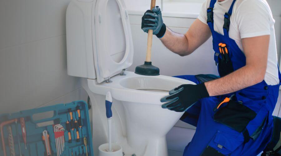 Professional water heater repair in Mount Berry, GA